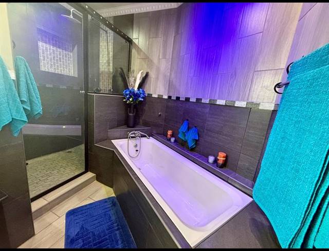 3 BEDROOM HOUSE FOR SALE IN VANDERBIJLPARK CE 3